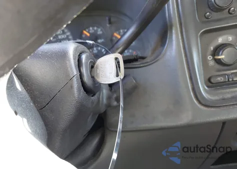 2006 Chevrolet Silverado 1500 Lt1 из США, поврежденный, VIN 1GCEK19B36Z146410